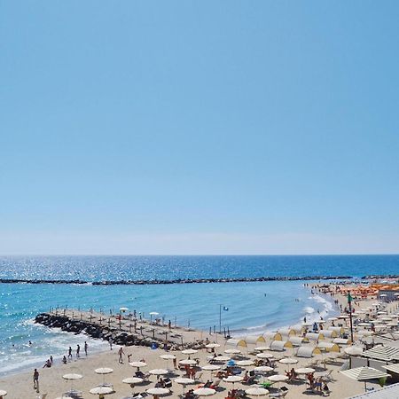 Casa Delle Rondini Daire Santo Stefano al Mare Dış mekan fotoğraf